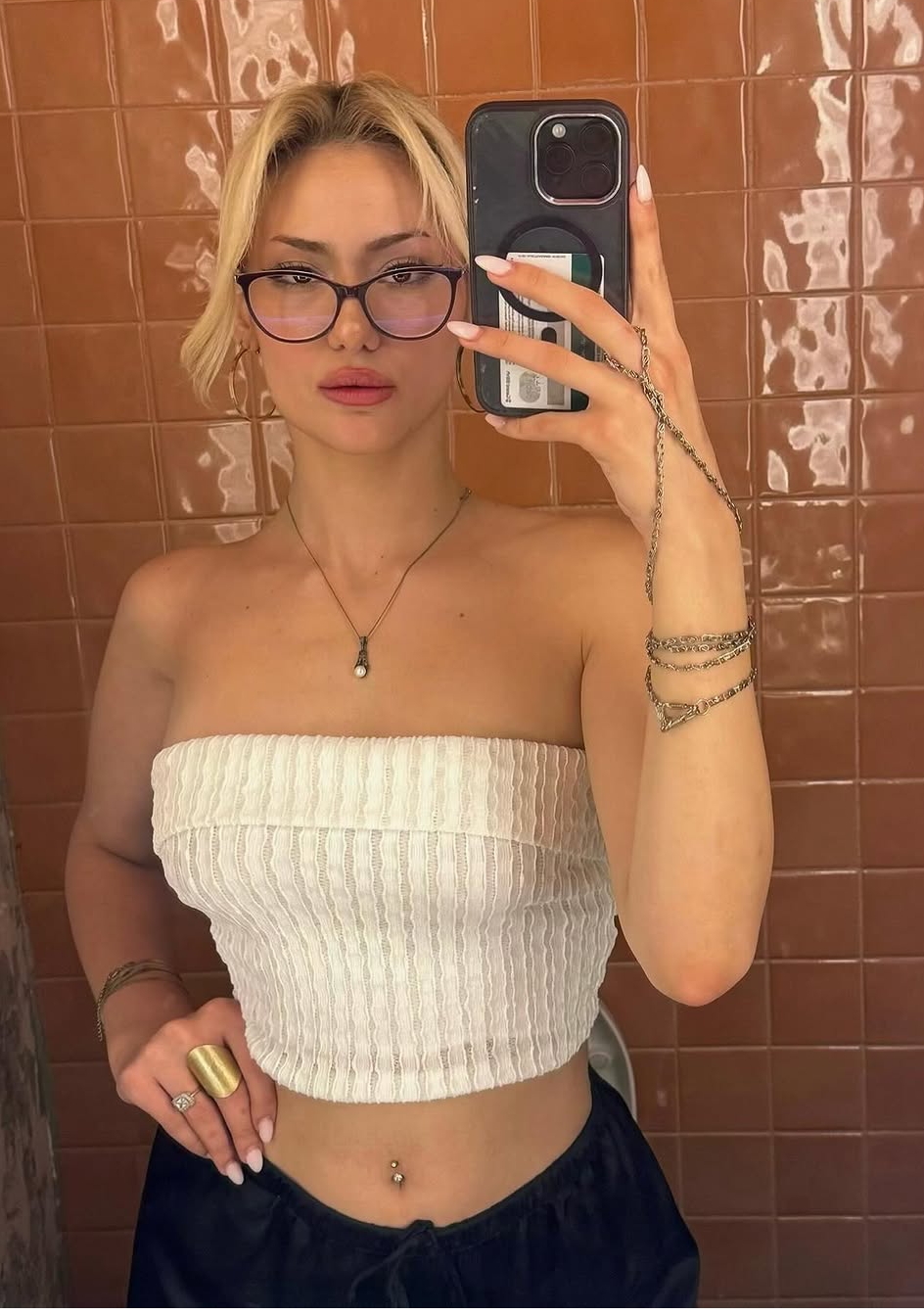 İdilli Popüler Escort Bayan Beren
