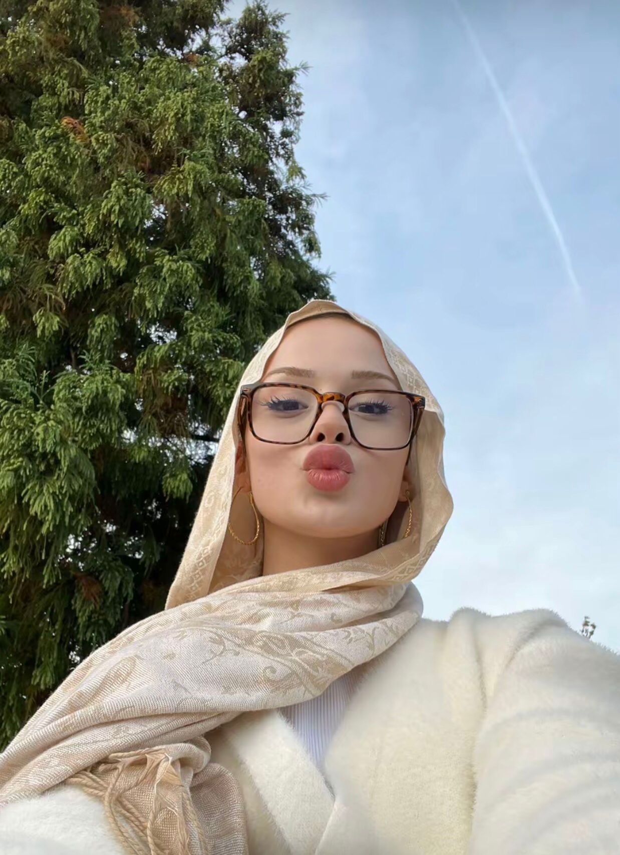 Karacaören Sevecen Kadın Bayan Escort Gülce