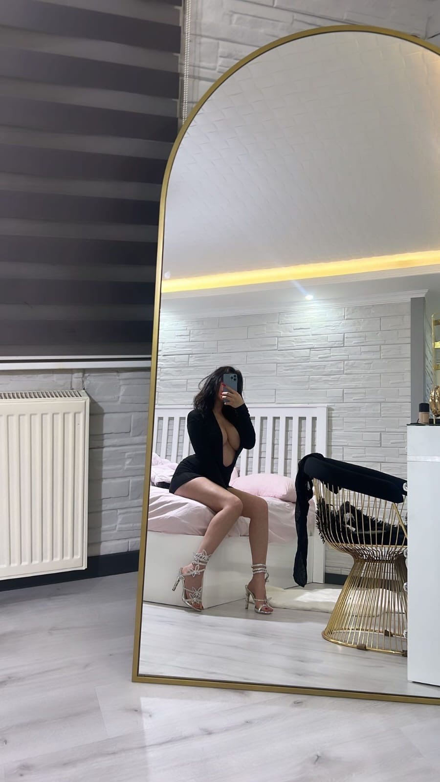 Telli Güler Yüzlü Bayan Escort Feyza